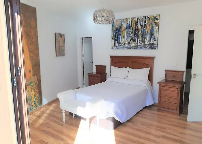 LA CASA DE LA PINTORA DE CAZORLA, ideal Para Familias Y Grupos Grandes